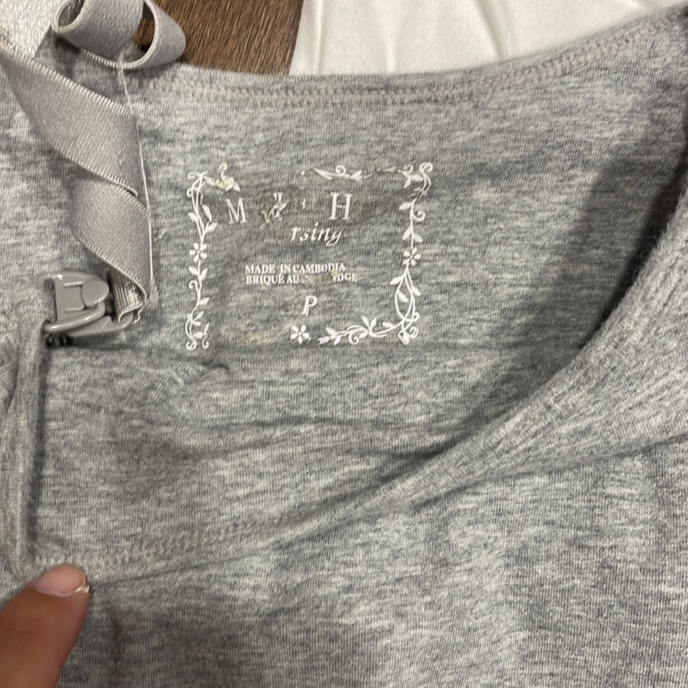 Maternity Tank Top Lot - Picture 4 of 5